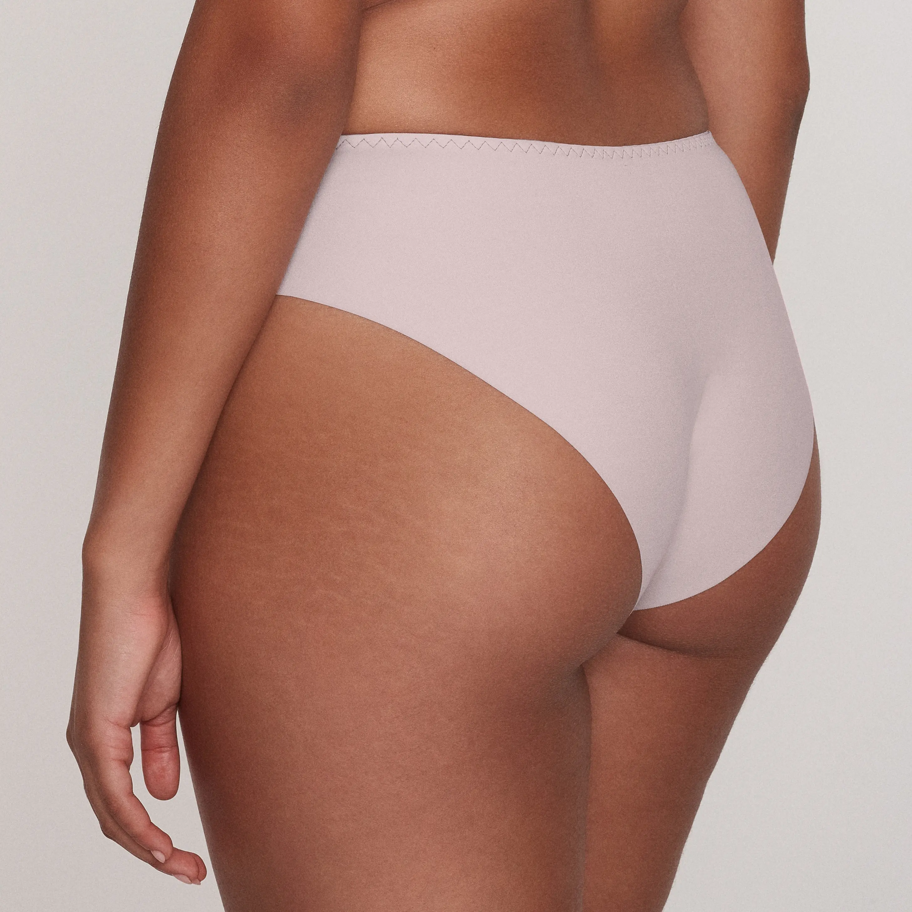 Seamless No VPL Classic Bikini Panty Penelope - Image 2