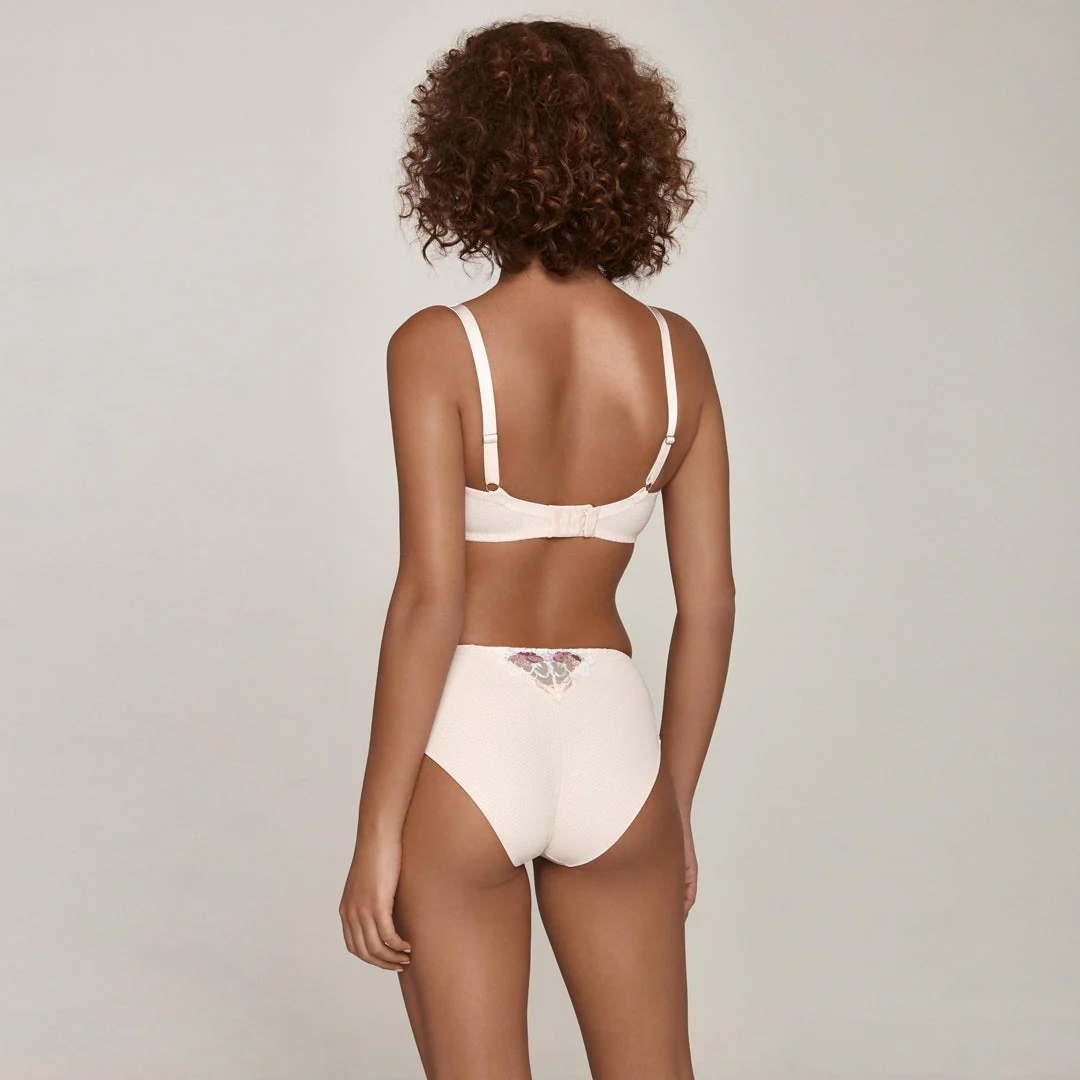 Soft Embroidered Three-Part Cup Bra Bisquit - Image 5